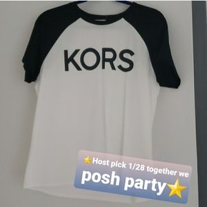 🎉⭐HP 🆕️NWT Michael Kors T-Shirt